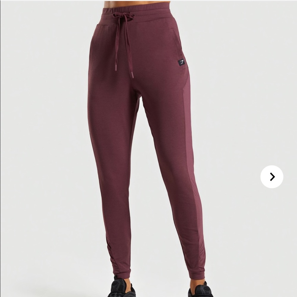 Gym shark joggers size M